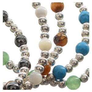 Elastic bracelet with hard stones and cross