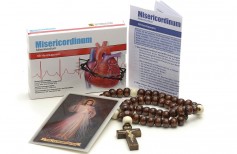 How to recite the Chaplet of Divine Mercy The Chaplet of Divine Mercy