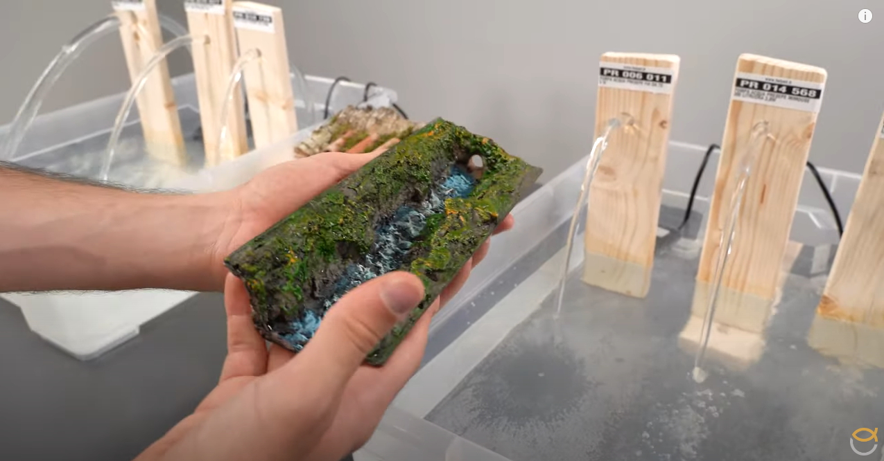 Water pump DIY nativity scene: maintenance and replacement