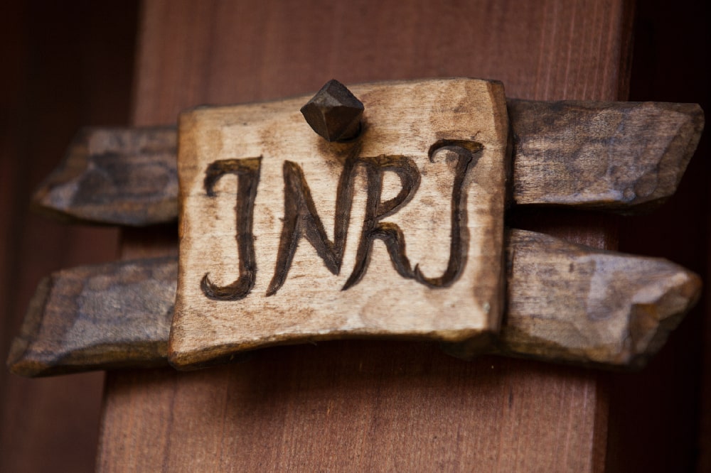 The meaning of INRI on the cross of Jesus