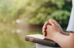 How to Ask for a Miracle: A Journey of Faith and Prayer How to Ask for a Miracle