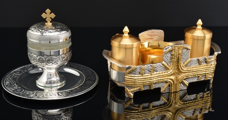 Das erste Sakrament, dass ein junger Gläubiger erfährt: Die Taufe