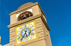 La campanilla de San Miguel, amuleto de buena suerte de la isla de Capri campanilla de Capri