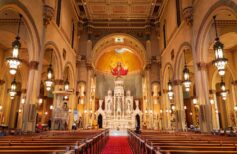 Dedicación de una iglesia: he aquí cómo se produce el nacimiento de un nuevo edificio sagrado Dedicación de una iglesia