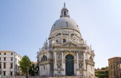 La fiesta de Nuestra Señora de la Salud en Venecia