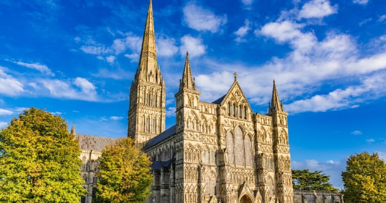 Les différences entre les églises anglicane et catholique