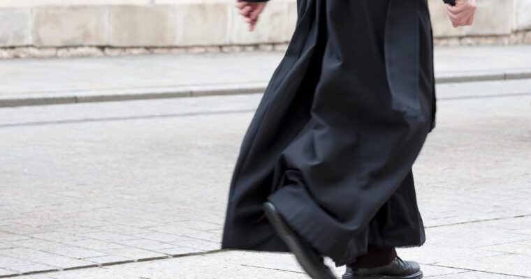 Qui est le Pape Noir ? Tout ce qu’il faut savoir sur le Supérieur Général des Jésuites