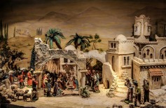 Il presepe arabo palestinese: una ricostruzione realistica della natività Presepe arabo palestinese