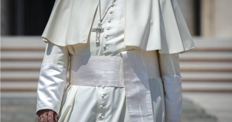 La preghiera del buonumore: la preferita di Papa Francesco
