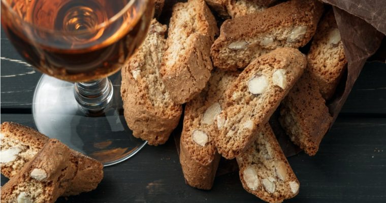 Vino da messa e vin santo: cos’hanno in comune