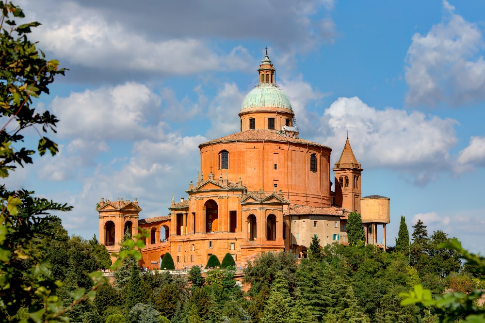 La Madonna Nera nel Santuario di San Luca a Bologna madonna nera santuario san luca