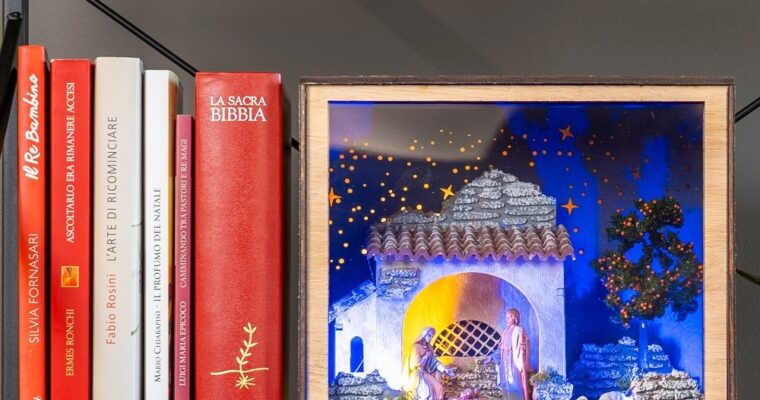 Presepi particolari: la Natività nei book nook