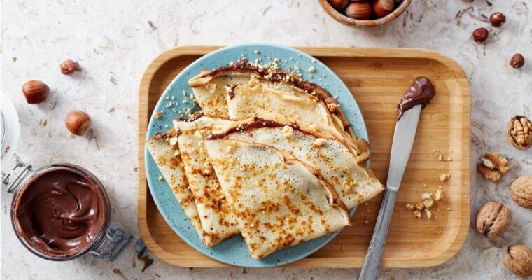 La tradizione delle crêpes per la festa della Candelora in Francia