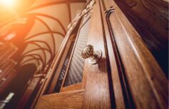 Confessione e segretezza: il ruolo del Sigillo Sacramentale segreto confessionale