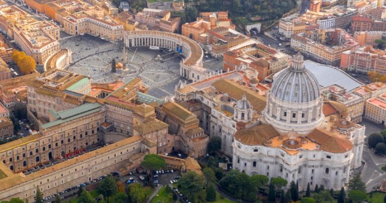 L’anno dei tre papi: l’incredibile estate del 1978