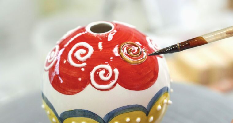 Le palline di Natale delle ceramiche di Faenza: eleganza e arte per il tuo albero