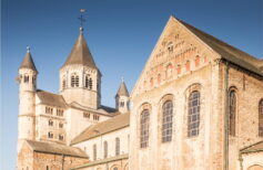 Santa Gertrude di Nivelles: la storia della santa protettrice dei gatti santa gertrude di nivelles