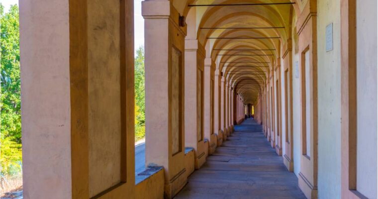 I Portici di San Luca: il cammino spirituale più famoso di Bologna