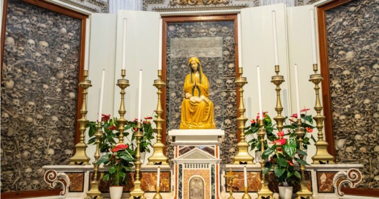 Męczennicy z Otranto: ofiara 813 mieszkańców w imię wiary
