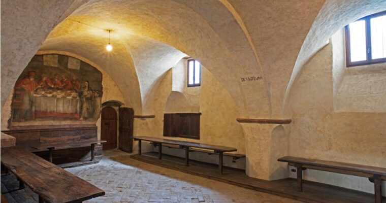 A regra beneditina sobre a mesa: os hábitos alimentares dos monges