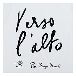 T-shirt infantil branca em algodão biológico com estampa preta “Verso l’alto” Pier Giorgio Frassati