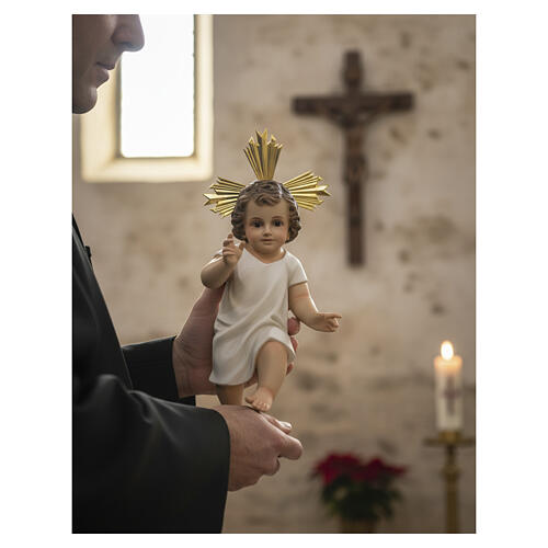 menino jesus pasta de madeira veste bege 35 cm decoracao elegante