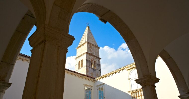 Como vivem as freiras de clausura: a sua vida fascinante